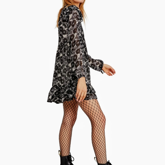 🔥🔥FREE PEOPLE MINI DRESS🔥🔥 - Picture 3 of 3